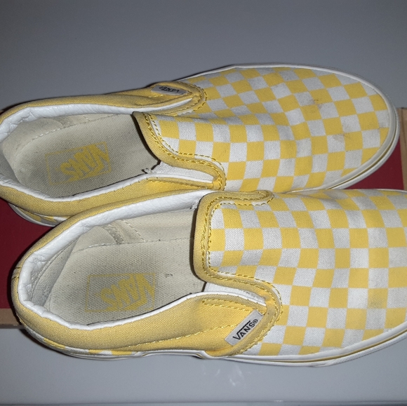 Vans - Picture 3 of 8